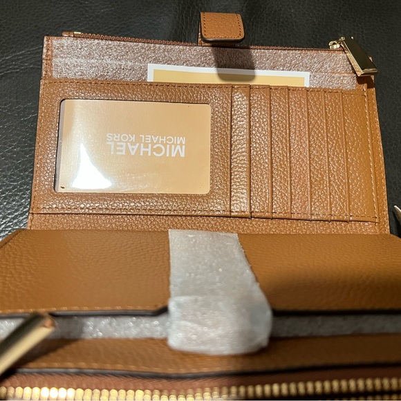 Wallet - Picture 7 of 9